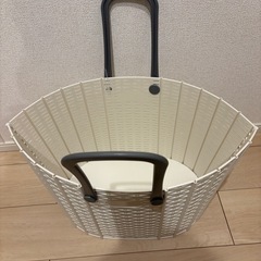 折りたたみ洗濯カゴの画像