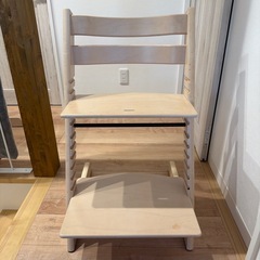 トリップトラップチェア ホワイトウォッシュの画像