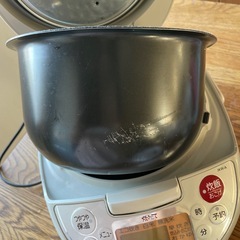 TIGER JKW-A 炊飯器 IH シルバーの画像