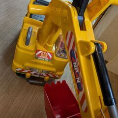 アンパンマンショベルカーの画像