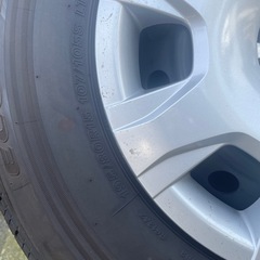 ハイエース　タイヤ、ホイール純正　新車外しの画像