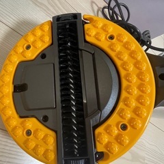 限定値下げ】ＬＧ ふとんパンチクリーナー VH9201DS コード付ステーション付タイプの画像