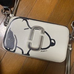 マークジェイコブスバックの画像