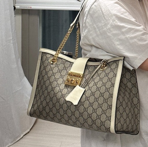 GUCCI GGキャンバス トートバッグ グッチ パドロック チェーンショルダー