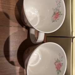 ピーターラビットのマグカップセットの画像