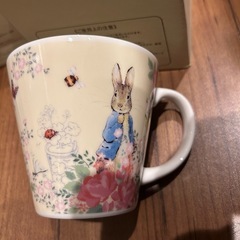 ピーターラビットのマグカップセットの画像
