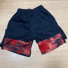 アンダーアーマー　ハーフパンツ　140cmの画像
