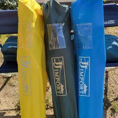 折り畳みチェア（緑・青・黄の3脚）の画像