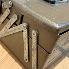 スチール 工具箱
の画像