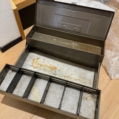スチール 工具箱
の画像