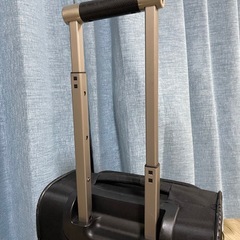 【ハンドル故障・状態悪い】キャリーケースの画像