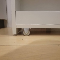 スリム キッチン収納棚 / キャスター付き / 白の画像