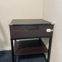 オフィスチェア・サイドテーブルの画像