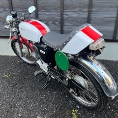 YB-1 2ストモデル 昔のヤマハレーサー風の画像