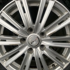 215/60R16スタッドレスタイヤ②
の画像