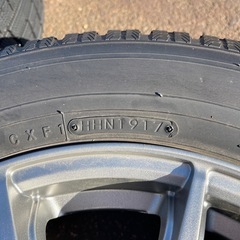 アルミホイール付スタッドレスタイヤ　215/60R16の画像