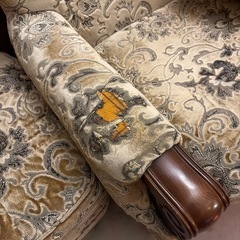 カリモク　ソファ　コロニアルの画像