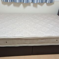 ニトリのセミダブルベッド ROBE PILLOWTOPの画像