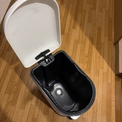 [決まりました]ゴミ箱　10Lの画像