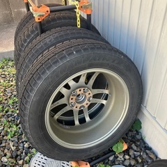 (お取引決定)スタッドレスタイヤ　ホイールの画像