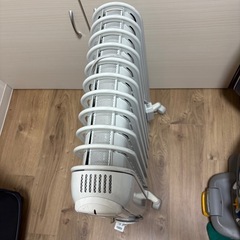 デロンギ　オイルヒーターの画像