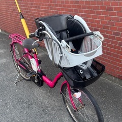 Panasonic gyuttoピンク 電動アシスト自転車 チャイルドシート付きの画像