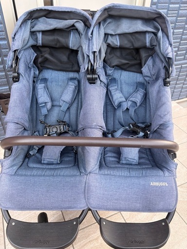 双子ベビーカー　エアバギー