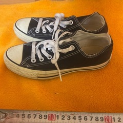 スニーカー24.5中古の画像
