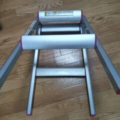 脚立の画像
