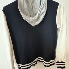 パーカーの画像