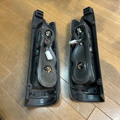 ハイエース200系テールランプの画像
