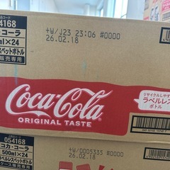 取引中　コカ・コーラ500mlラベルレスペットボトル24ほん本の画像