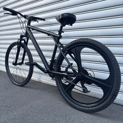 【7万で購入】マウンテンバイク 黒 26インチ 美品 マットブラック 極太タイヤ 高級名門シマノ社製変速搭載 MTB　BMX ビーチクルーザー ファットバイク クロス ピスト ロードお洒落 自転車【早い者勝ち】の画像