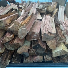 乾燥、訳あり杉軽トラ2台分価格4000円の画像