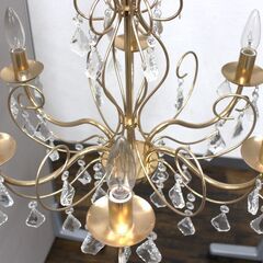 ≪ZS724ジ≫ 点灯OK オーブ 6灯シャンデリア 天井照明/天吊り照明/天井ランプ ゴールド アンティーク調 現状品の画像