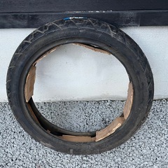 【新品】バイク用タイヤ 100/90-18 56Hの画像