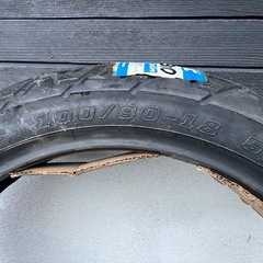 【新品】バイク用タイヤ 100/90-18 56Hの画像