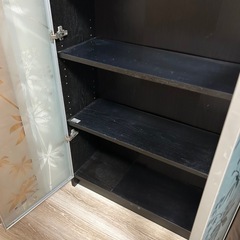 【無料!!】食器棚の画像