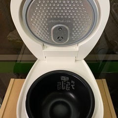 ★メルカリより安く★2021年製 アイリスオーヤマ IHジャー炊飯器 RC-IL30-W 3合炊き・一人暮らしにお勧め！※商品の状態等は現物にてご確認ください。の画像