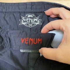 VENUM ハーフパンツ　140cmの画像