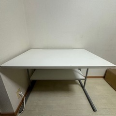 ビジネスデスクの画像