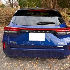 日産ノートオーラG/2023年/1.9万km/禁煙・ペットなし・修復歴なし/プロパイロット、BOSEサウンド、アラウンドビューモニター装備ETC付/寒冷地仕様/ワンオーナー/車検付/特別色ブルーの画像