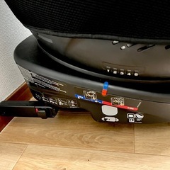 【少しの値下げ可】JOIE チャイルドシート の画像