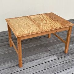 キッズテーブルの画像