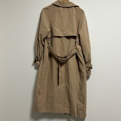 レカのベージュトレンチコート Mサイズ　の画像