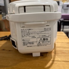 タイガー　3合炊き炊飯器　2021年製の画像