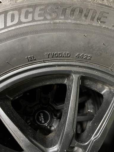 スタッドレスタイヤ四本.ZACK jp-520.vrx3