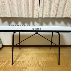 【2022年製】YAMAHA piaggero NP-32WH ヤマハ ピアジェーロ 76鍵 ホワイト 椅子/スタンド【付属品完備】の画像