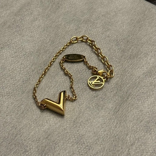 LOUIS VUITTON　ブレスレット・エセンシャルV