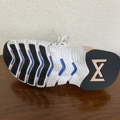 NIKE FREE METCON 4 23.5cmの画像